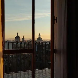 https://intero-appartamento-catania-centro-enjoy-our-sicily.sicilyhotelsitaly.net